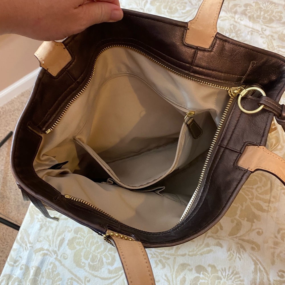 Coach tote - EUC - zipper closure- canvas - Picture 6 of 13